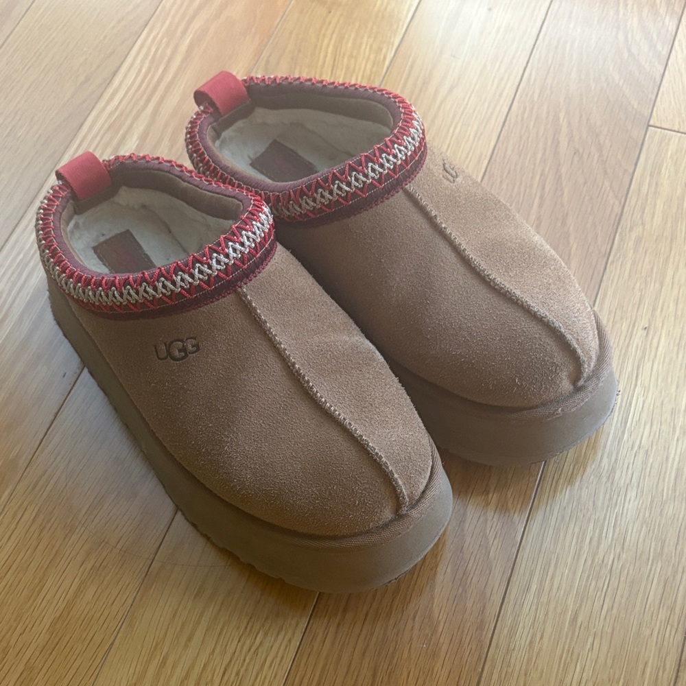 UGG Tasman Slippers with Red Accent